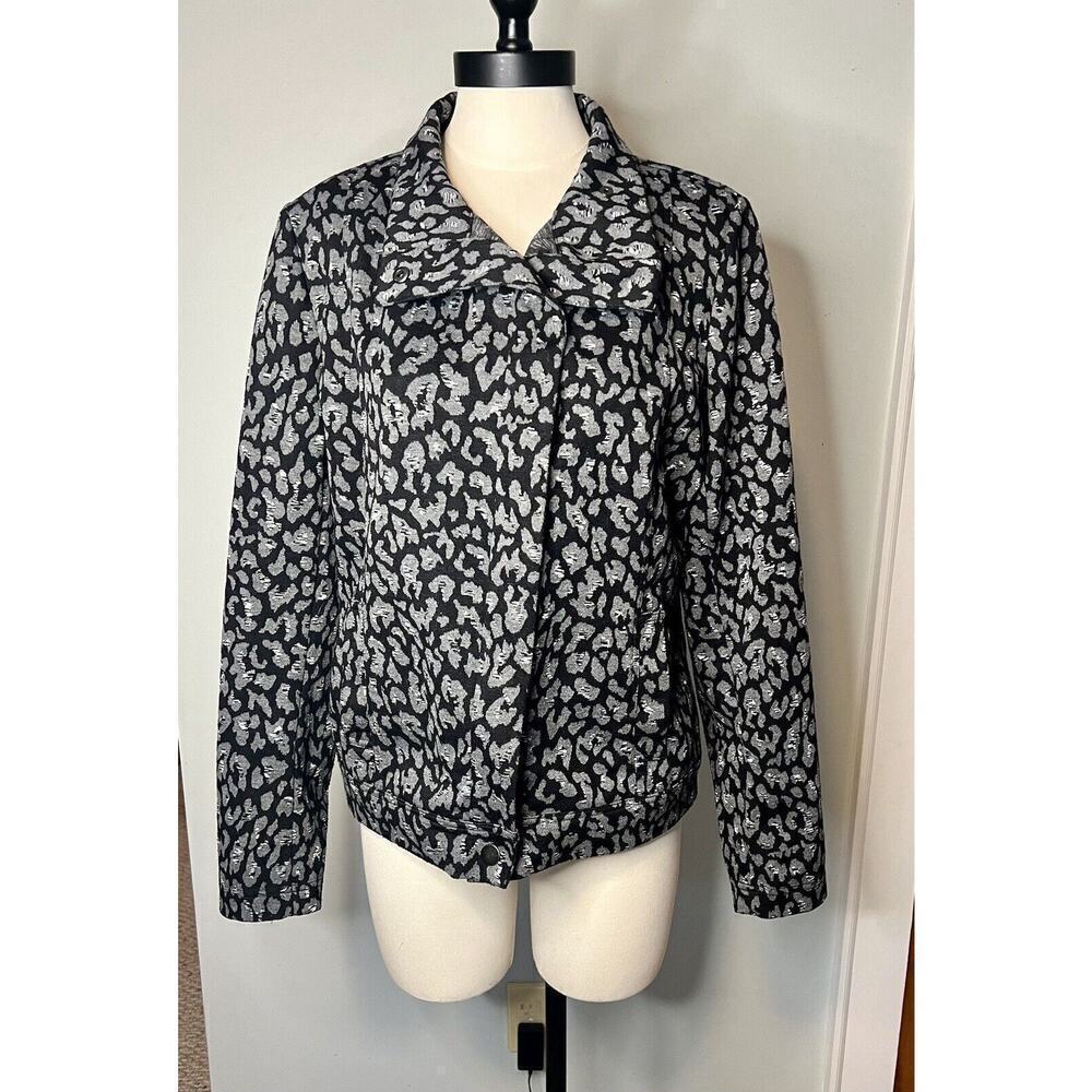 Anthropologie 209 W S T 38 Black Gray Animal Print Jacket Top Snap Stretch SZ LG